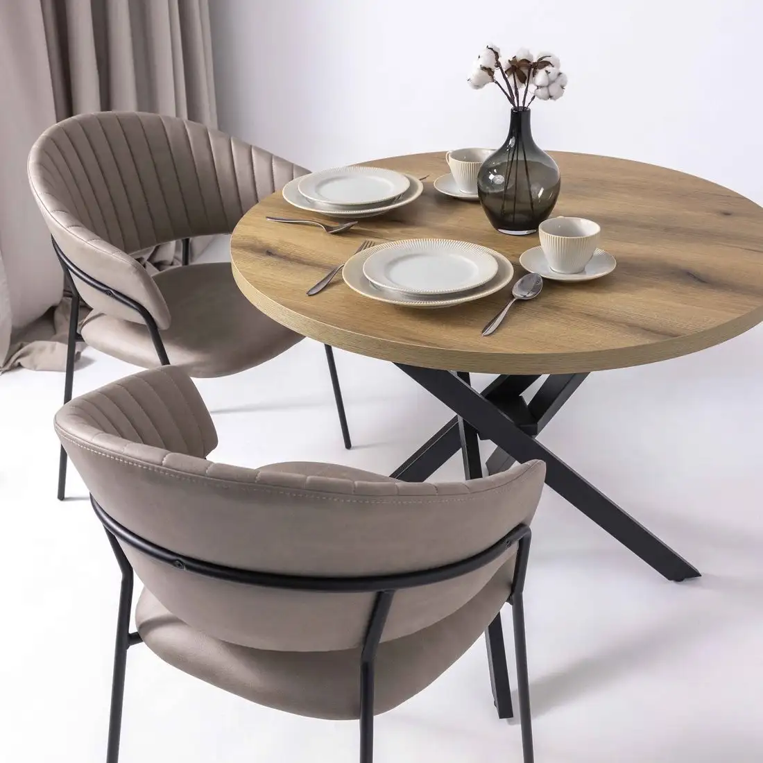 Стул с подлокотниками Алвест AV 433 (песочная замша Kiprus 03/черный)