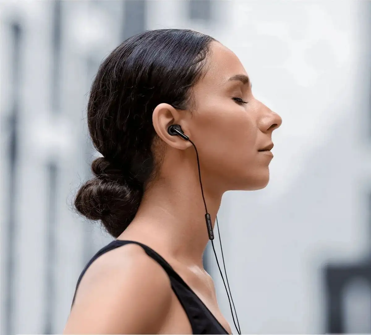 Наушники Xiaomi Type-C Earphones M2413E1 (черный, международная версия) – фото товара