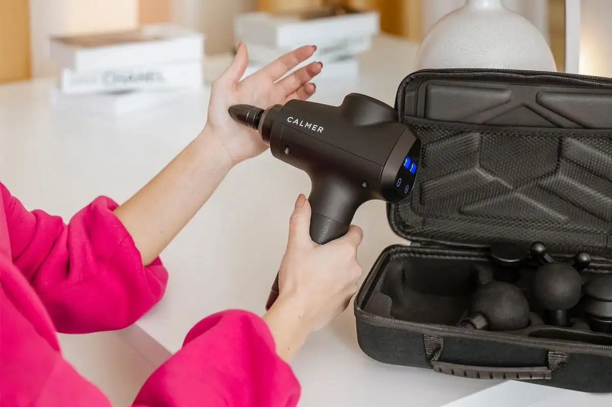 Перкуссионный массажер Calmer Knook Plus K3 (черный) – фото товара