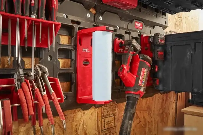 Держатель для бумажных полотенец Milwaukee 4932480707 – фото товара