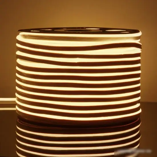 Гибкий неон Elektrostandard LS001 220V 9,6W 120Led 2835 IP67 односторонний теплый белый, 1 м a052995 – фото товара