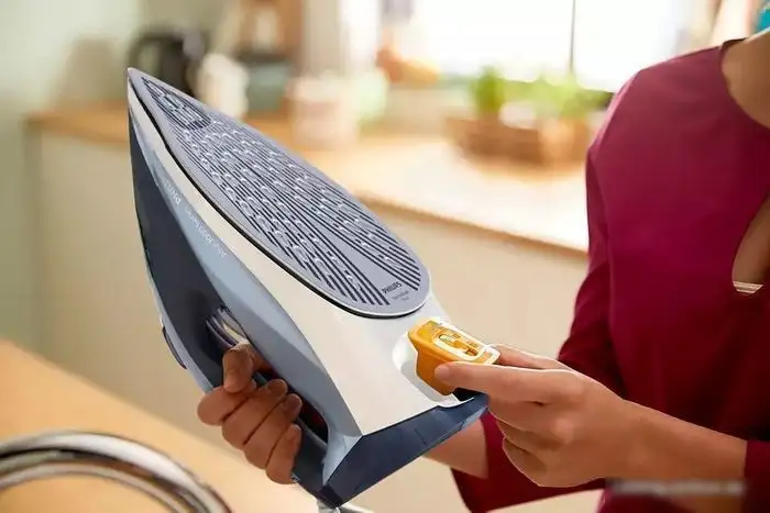 Утюг Philips Azur 7000 Series DST7020/20 - фото товара