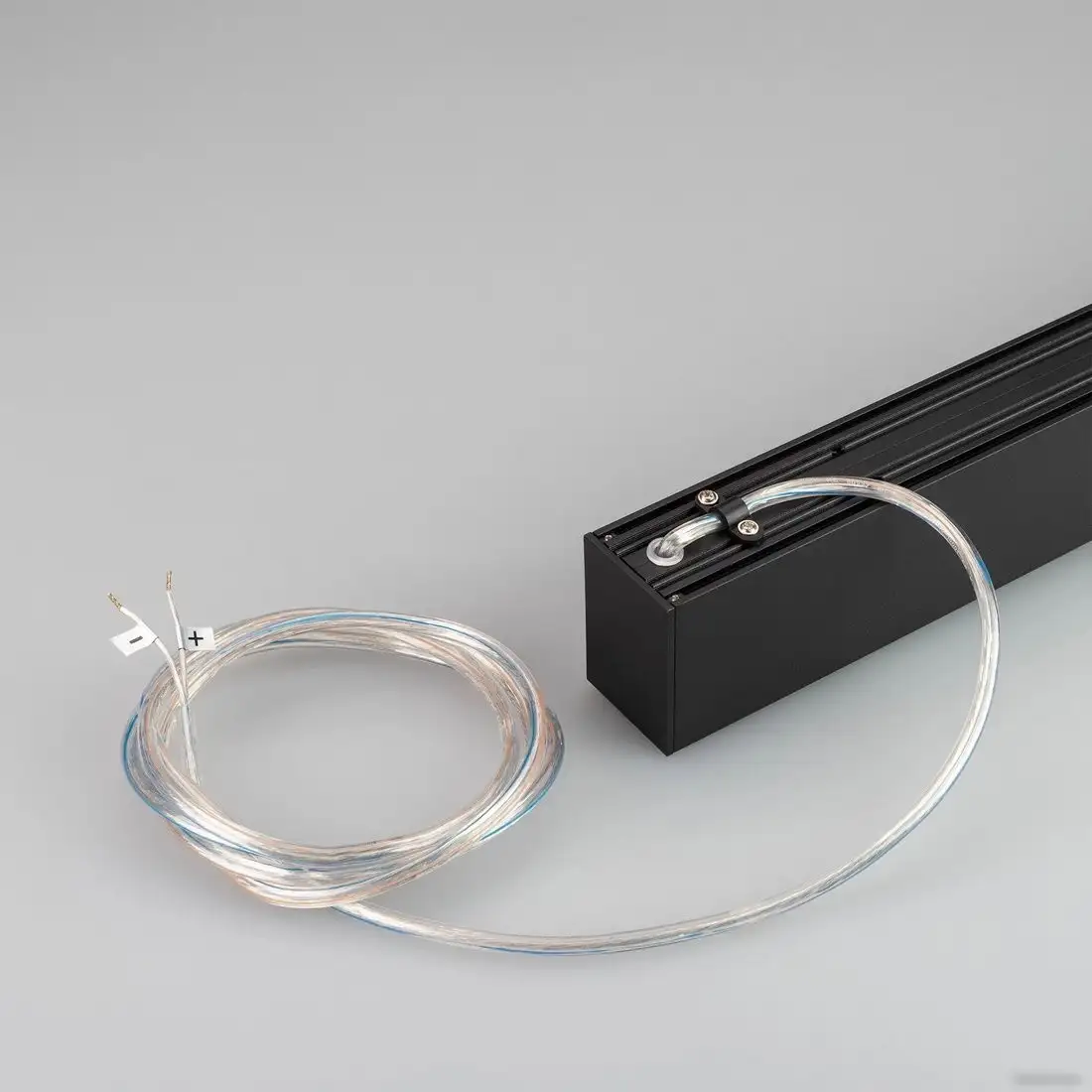 Трековый светильник Arlight MAG-TRACK-4563-2000 (BK) 028070(1) – фото товара