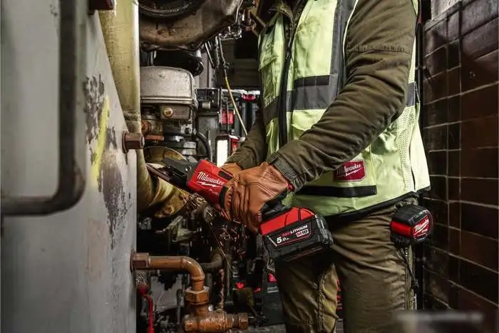 Угловая шлифмашина Milwaukee M18 Fuel FSAGF125XB-0X 4933478438 (без АКБ, кейс) – фото товара