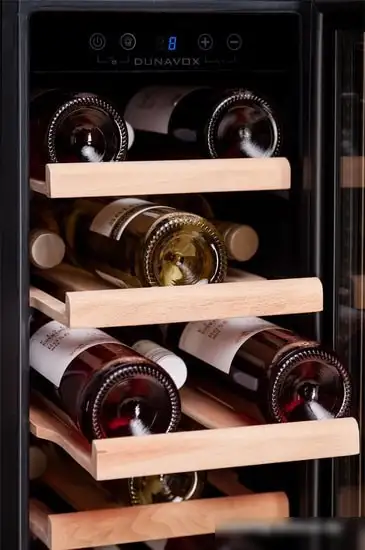 Винный шкаф Dunavox DAUF-19.58SS — фото товара