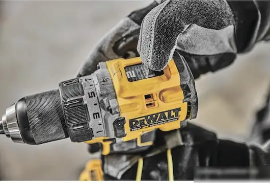Дрель-шуруповерт DeWalt DCD800P2T (с 2-мя АКБ, кейс) – фото товара