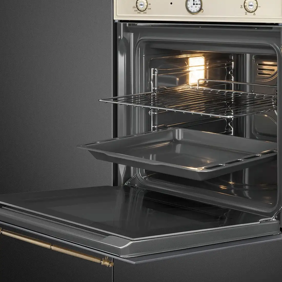 Электрический духовой шкаф Smeg SF67C1PO - фото товара