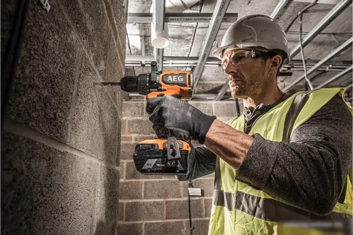 Ударная дрель-шуруповерт AEG Powertools BSB 18BL2-602K 4935481043 (с 2-мя АКБ, кейс) – фото товара