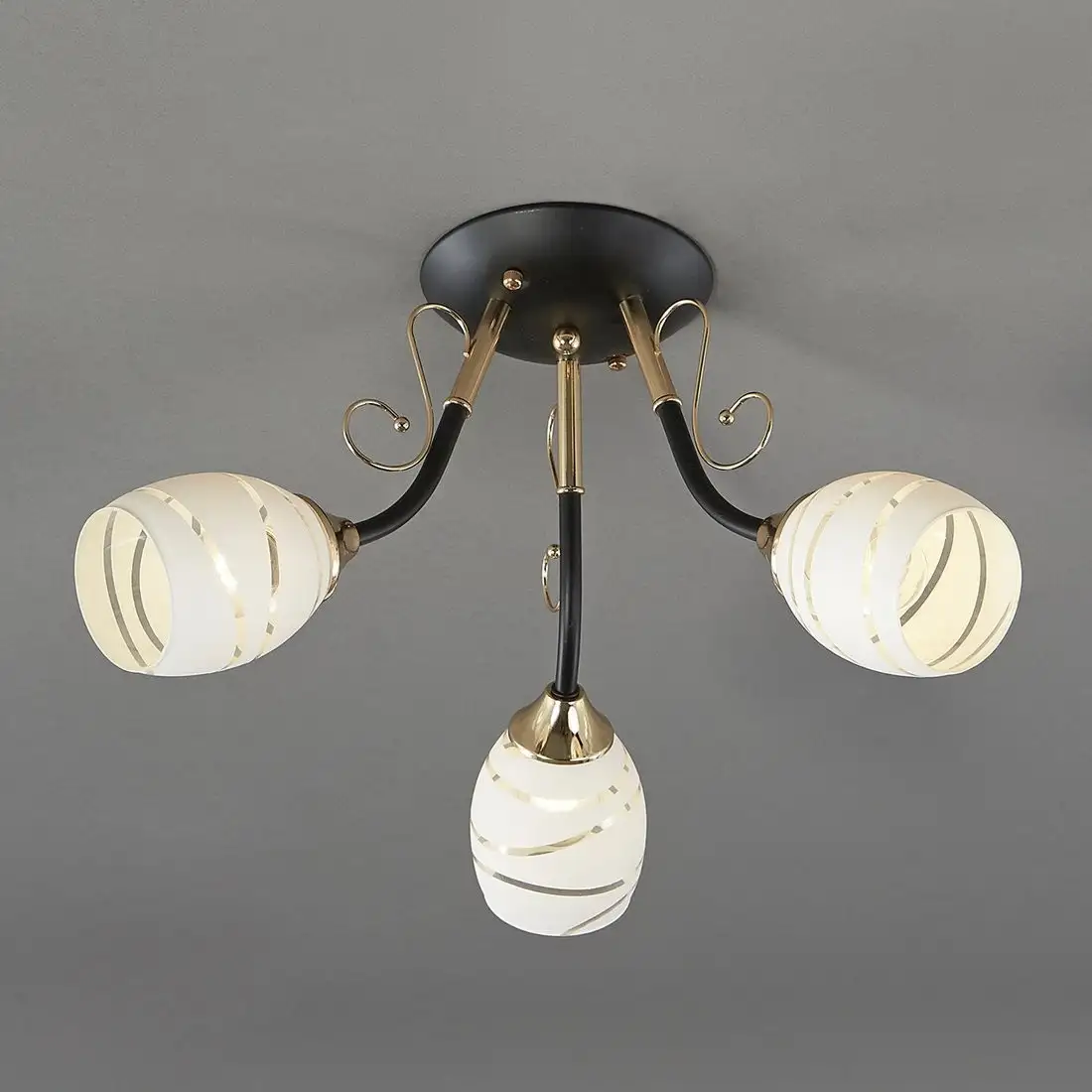 Люстра средней высоты Escada Camila 1112/3P (черный) – фото товара