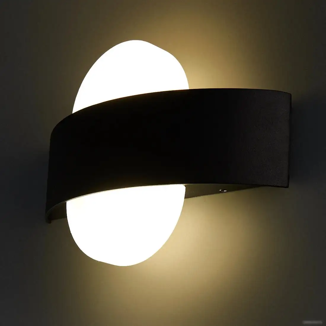 Уличный накладной светильник Uniel ULU-S33A-8W/4000K IP65 BLACK UL-00009349 – фото товара