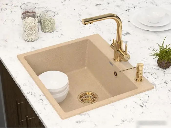 Дозатор для моющего средства Paulmark Kraft D003-BG (брашированное золото)