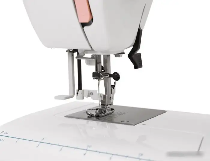 Электромеханическая швейная машина Janome HD1023 - фото товара