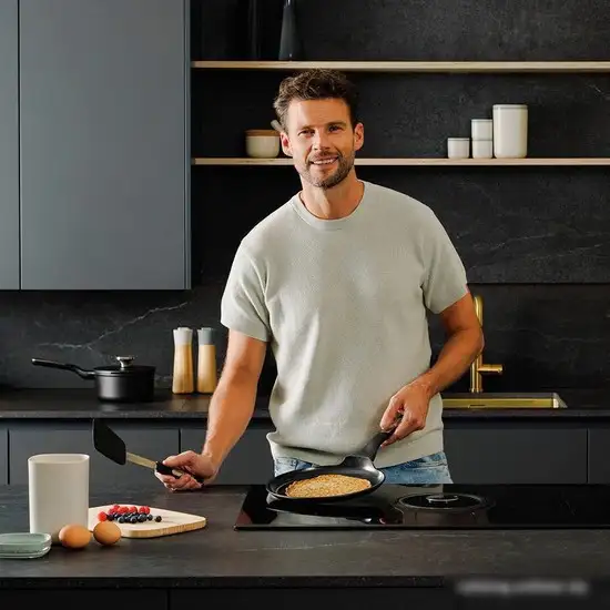 Блинная сковорода BergHOFF Leo Phantom 3950582