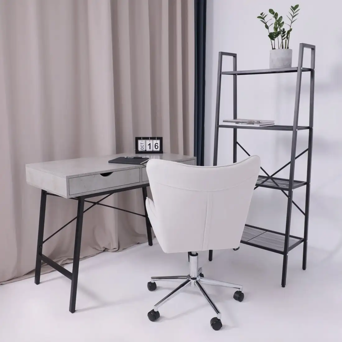 Офисное кресло AksHome Bella (chrome Kiton 701 велюр/белый антарктида) – фото товара