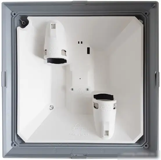 Городской фонарь Fumagalli Guizeppe 4P2.702.000.LYF1R (серый)