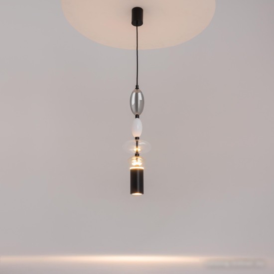 Подвесная люстра Maytoni Monochrome MOD071PL-L8B3K3 – фото товара
