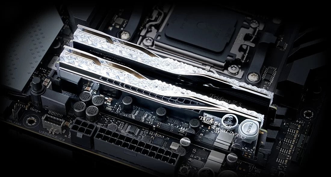 Оперативная память G.Skill Trident Z5 Royal Neo 2x16ГБ DDR5 6000 МГц F5-6000J2836G16GX2-TR5NS – фото товара