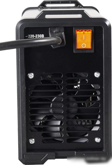 Сварочный инвертор Ресанта САИ-220Д – фото товара