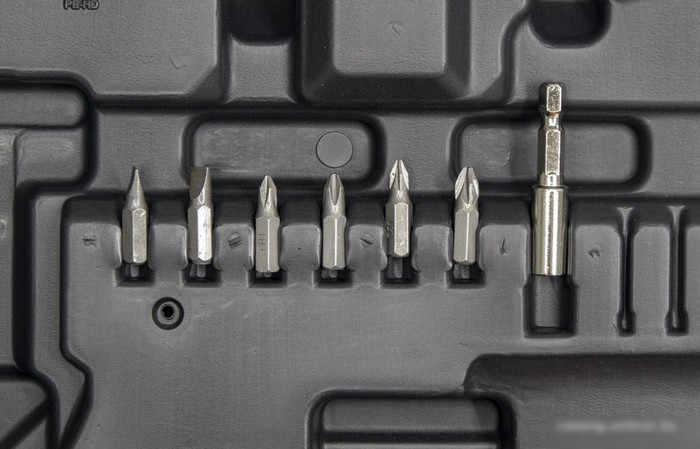 Дрель-шуруповерт Вихрь ДА-16Л-2К (с 2-мя АКБ, кейс) – фото товара