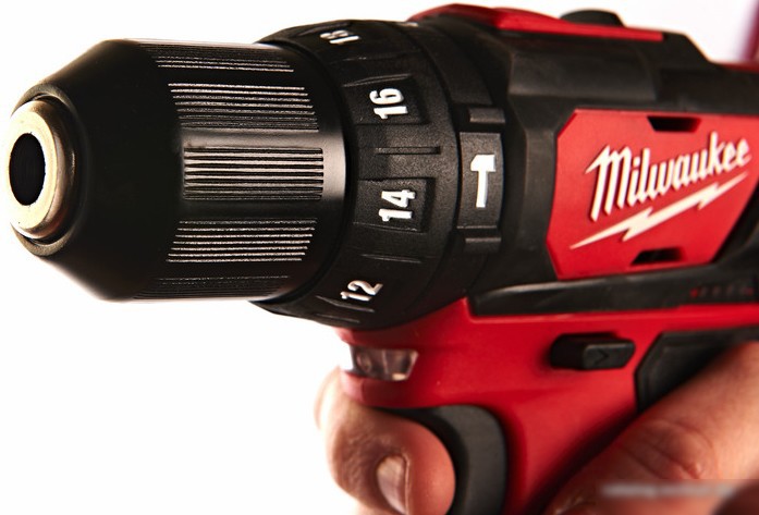Дрель-шуруповерт Milwaukee M12 BPD-0 [4933441950] – фото товара