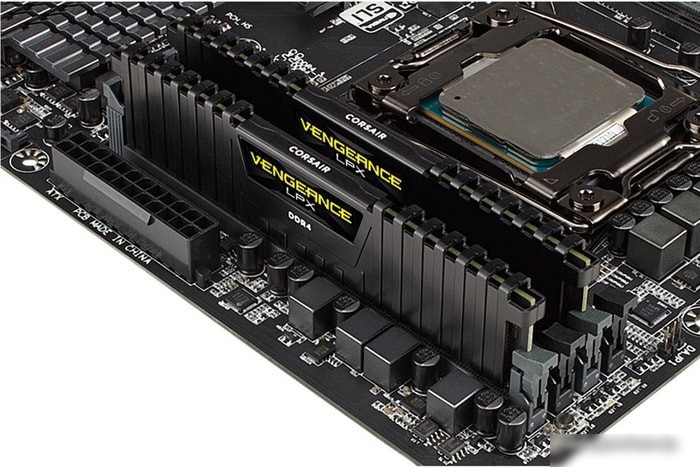 Оперативная память Corsair Vengeance LPX 2x16ГБ DDR4 3200 МГц CMK32GX4M2E3200C16 – фото товара