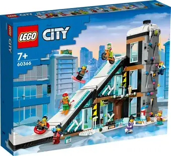 Конструктор LEGO City Горнолыжный и альпинистский центр 60366